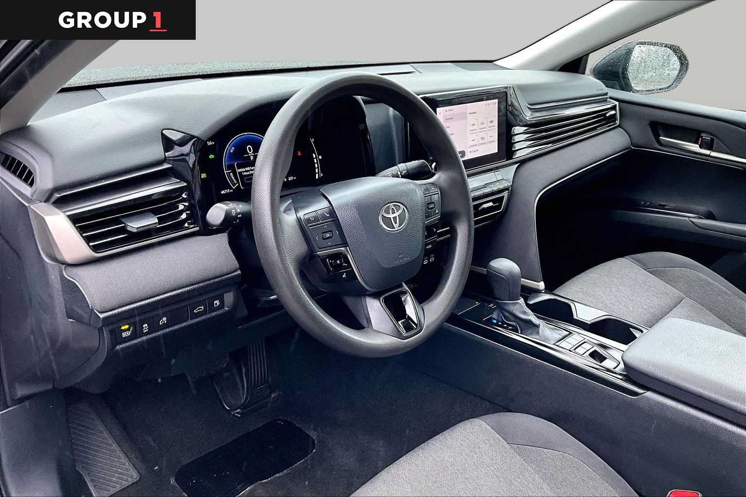 Used 2025 Toyota Camry LE FWD image 18