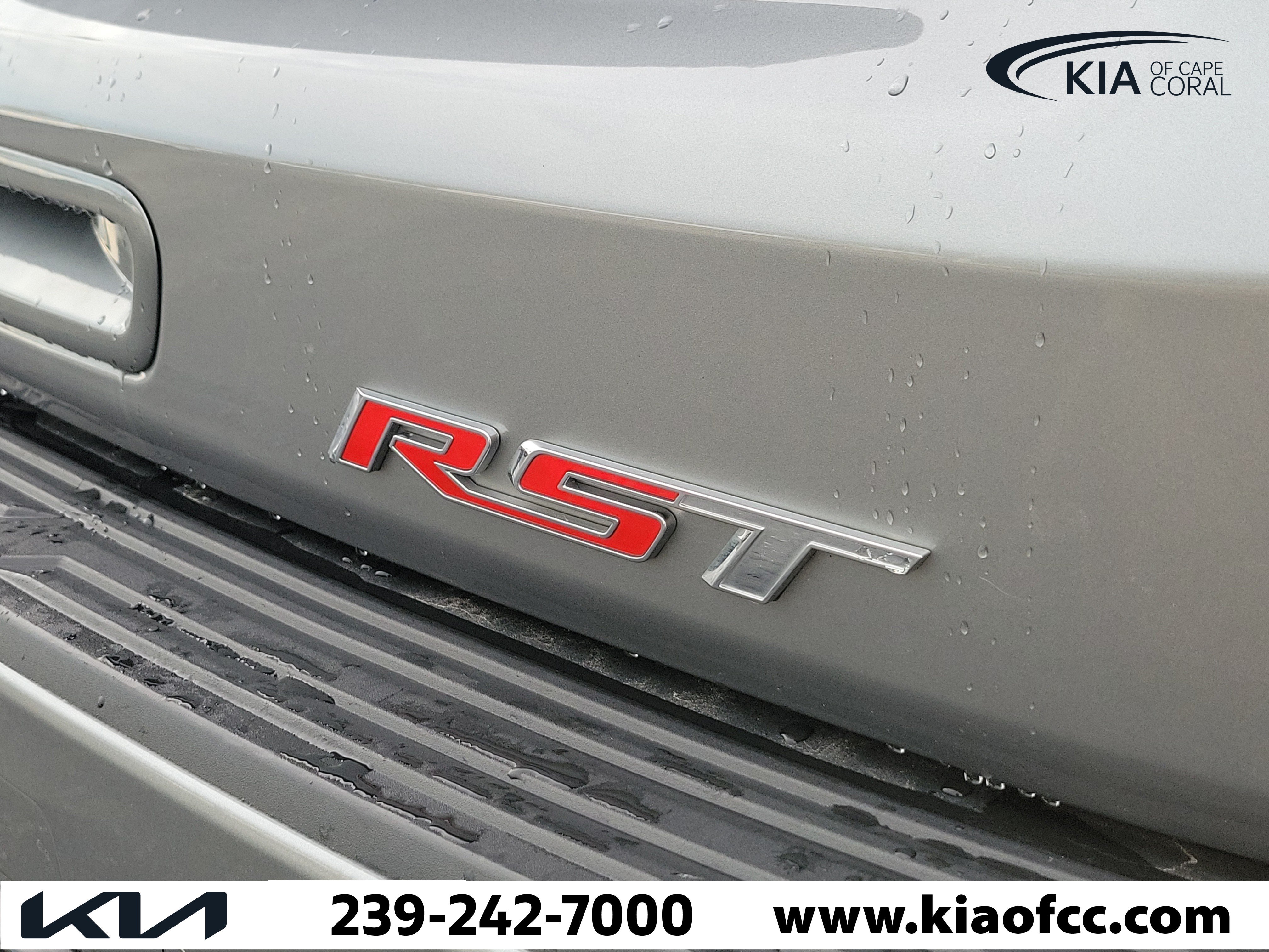 Used 2024 Chevrolet Suburban RST RWD image 10