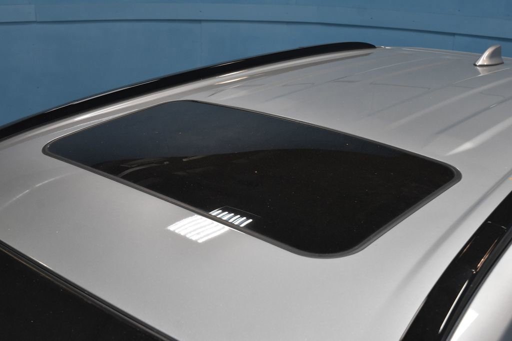 Used 2025 Toyota RAV4 XLE w/ Convenience Package image 26