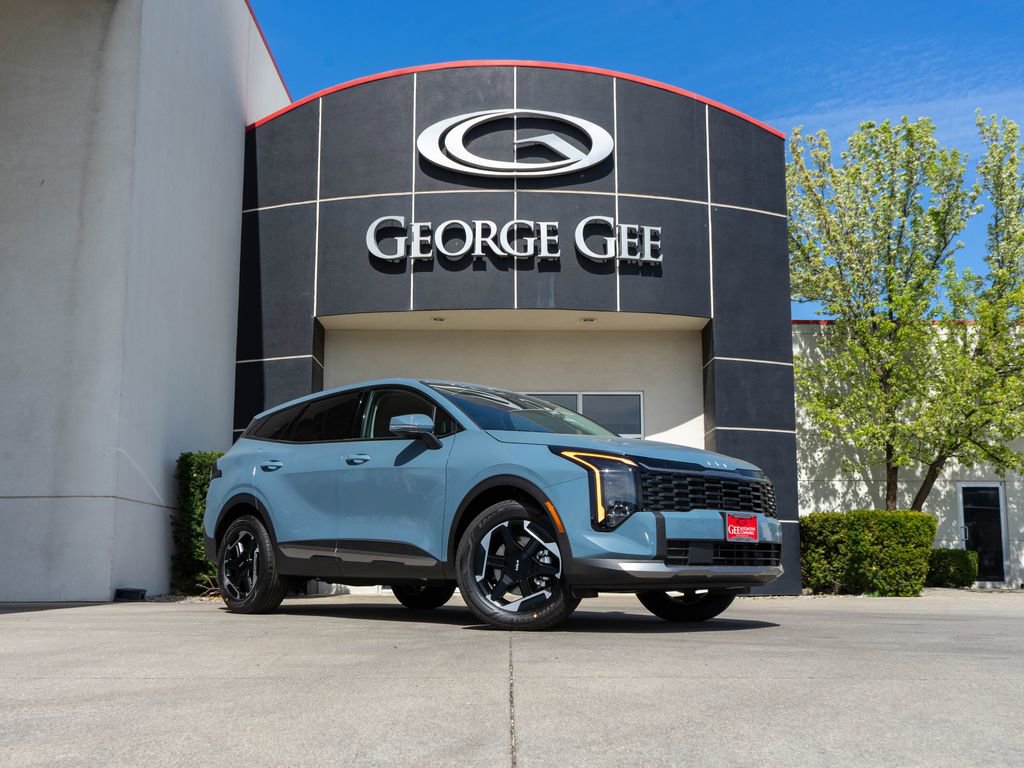 New 2026 Kia Sportage S