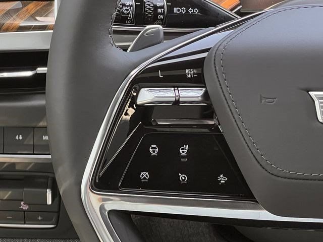 New 2026 Cadillac Escalade ESV Platinum Luxury w/ LPO, Radiant Package AWD/4WD image 13