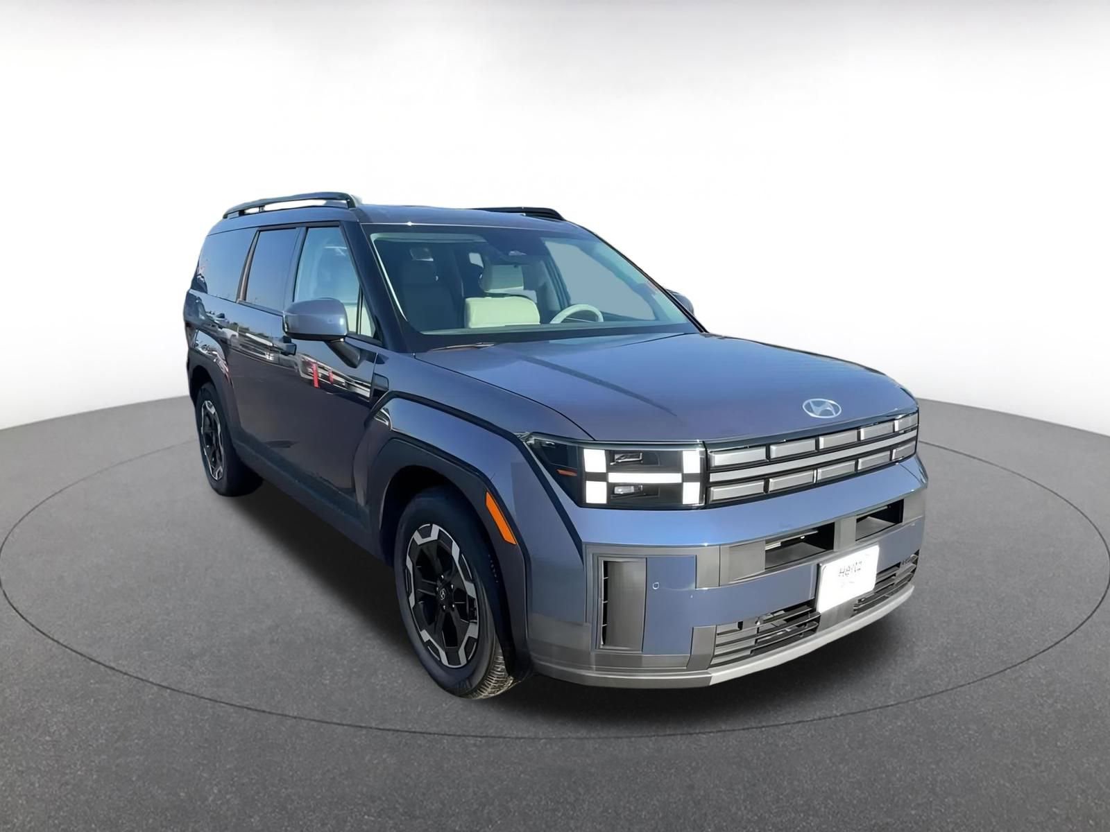 Used 2025 Hyundai Santa Fe SEL image 3