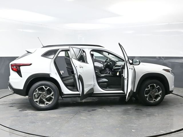 New 2026 Chevrolet Trax LT w/ Driver Confidence Package image 48