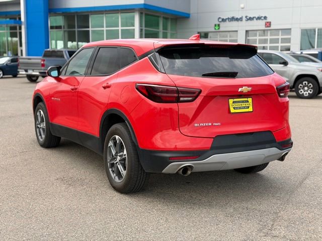 Used 2025 Chevrolet Blazer LT AWD/4WD image 8