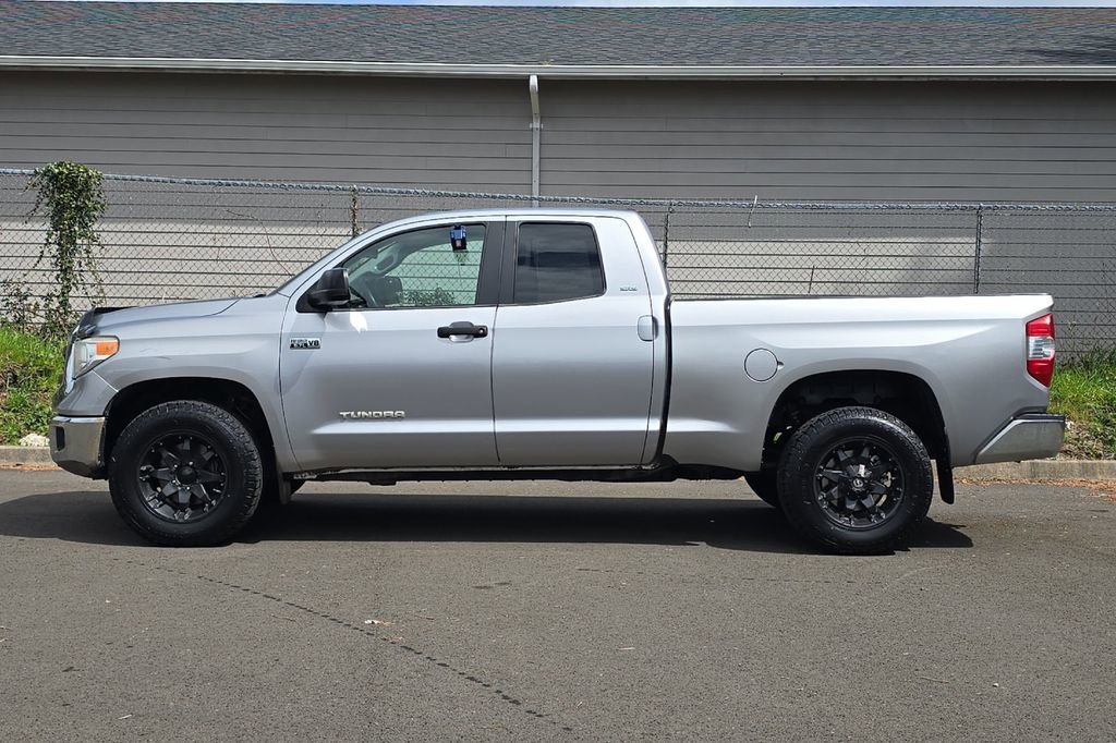 Used 2014 Toyota Tundra SR5 AWD/4WD image 6