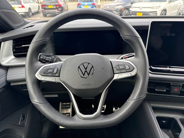 New 2026 Volkswagen Tiguan SE R-Line AWD/4WD image 19