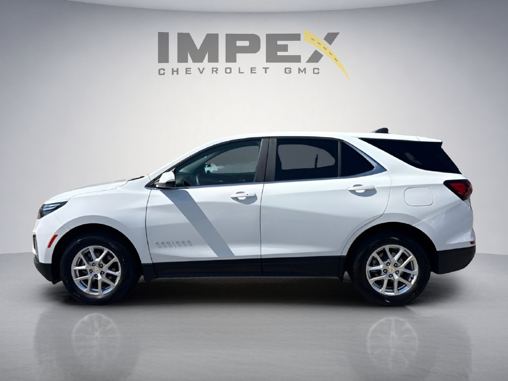 Used 2024 Chevrolet Equinox LT AWD/4WD image 2