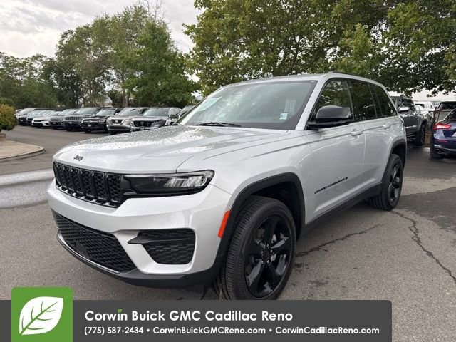 Used 2024 Jeep Grand Cherokee Altitude