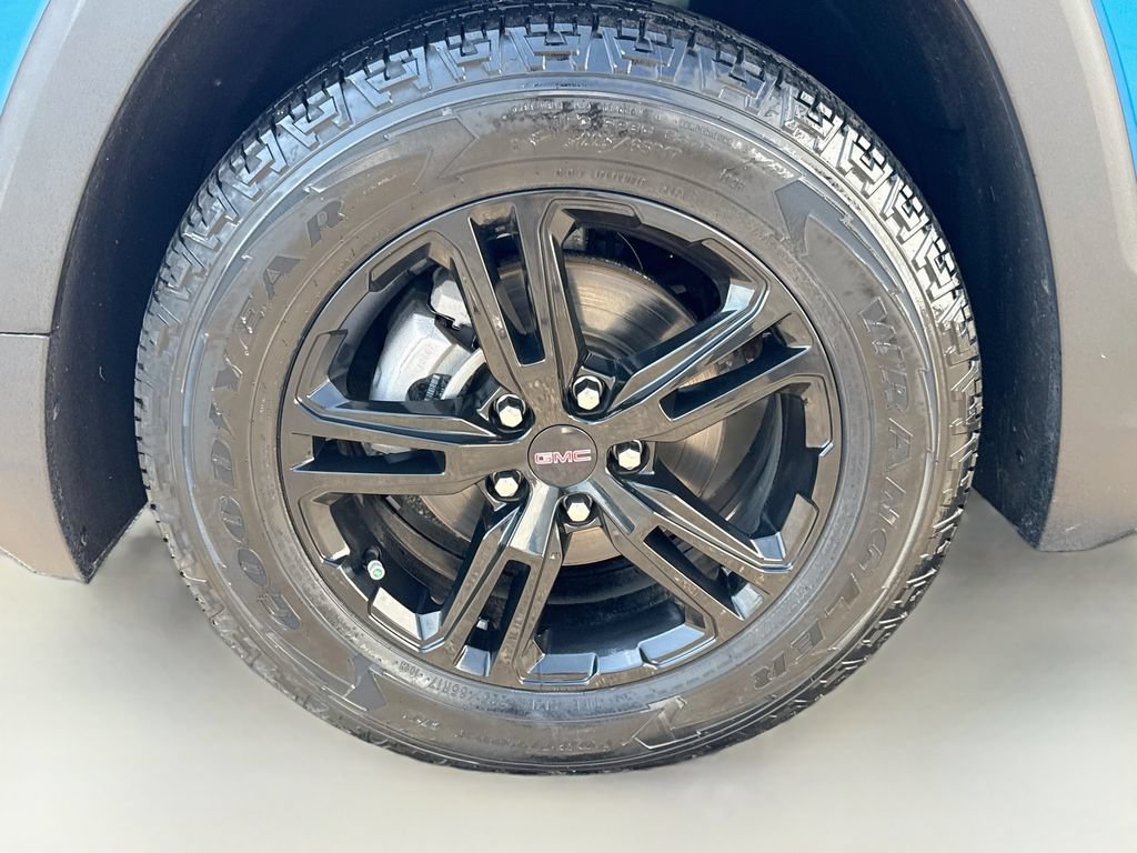 Used 2024 GMC Terrain AT4 w/ Tech Package AWD/4WD image 31