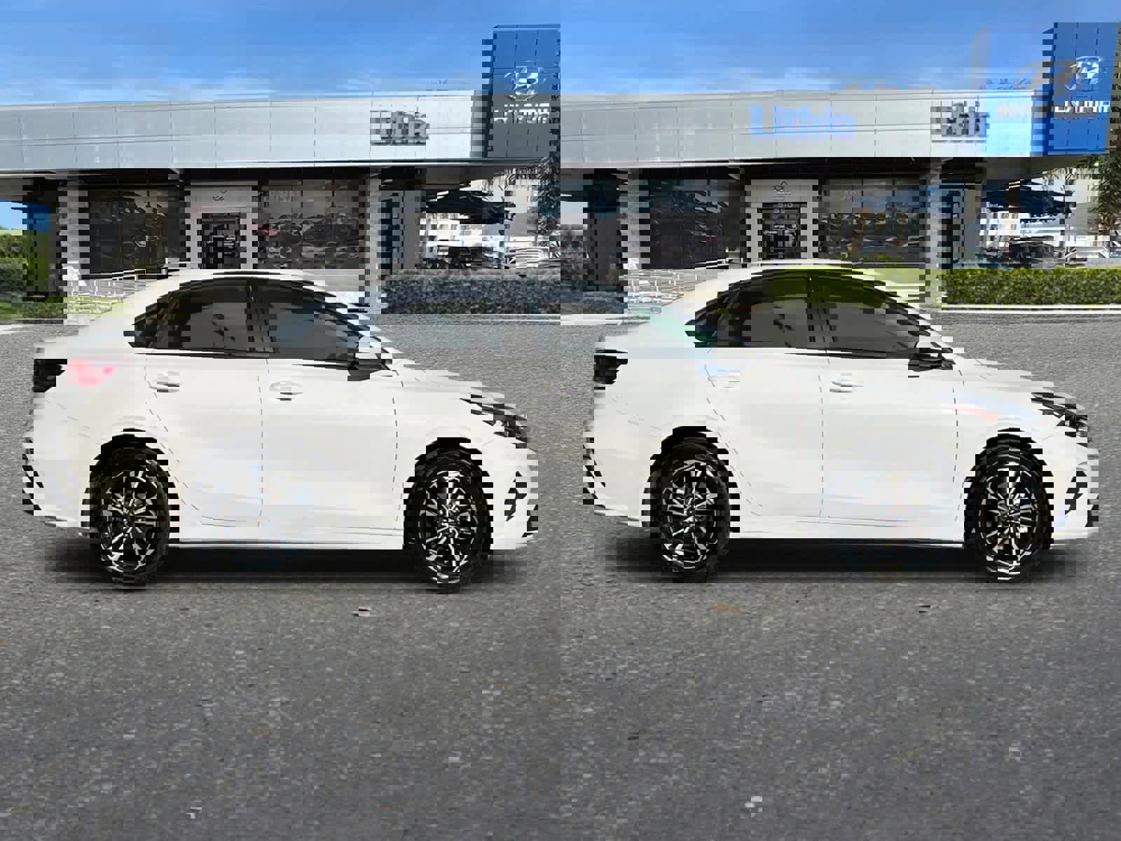 Used 2024 Kia Forte LXS image 9