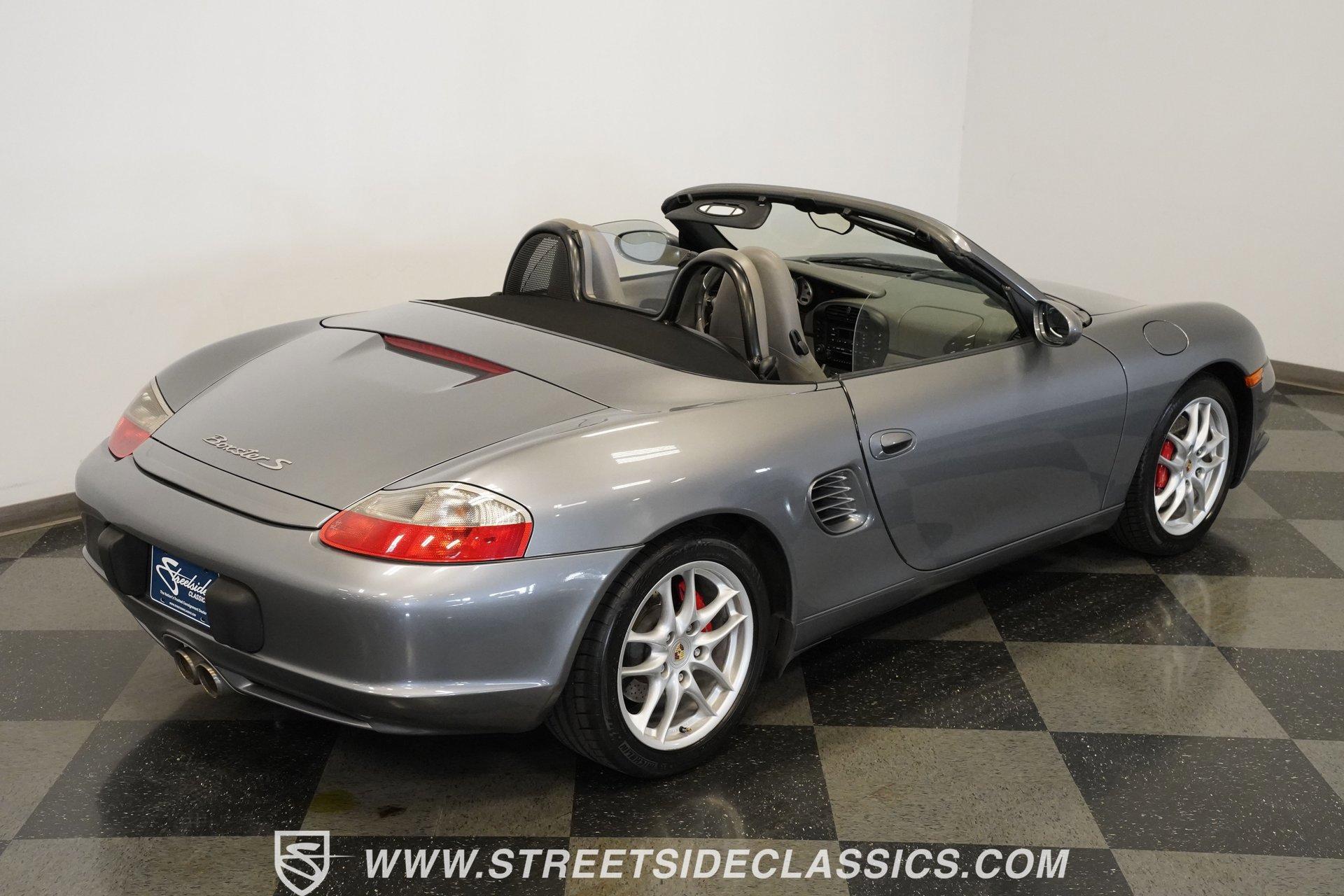 Used 2004 Porsche Boxster S image 18