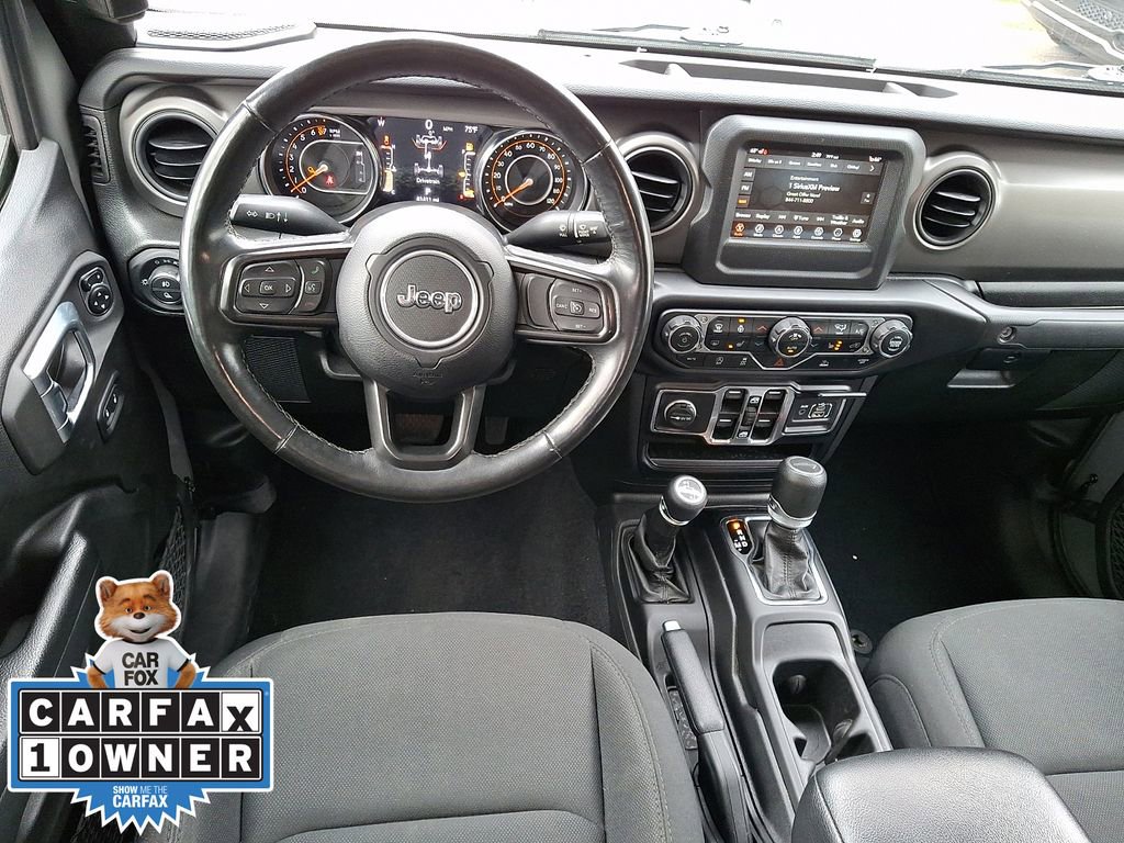 Used 2022 Jeep Gladiator Willys AWD/4WD image 11