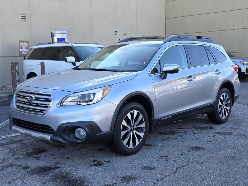 Used 2015 Subaru Outback 2.5i Limited image 1