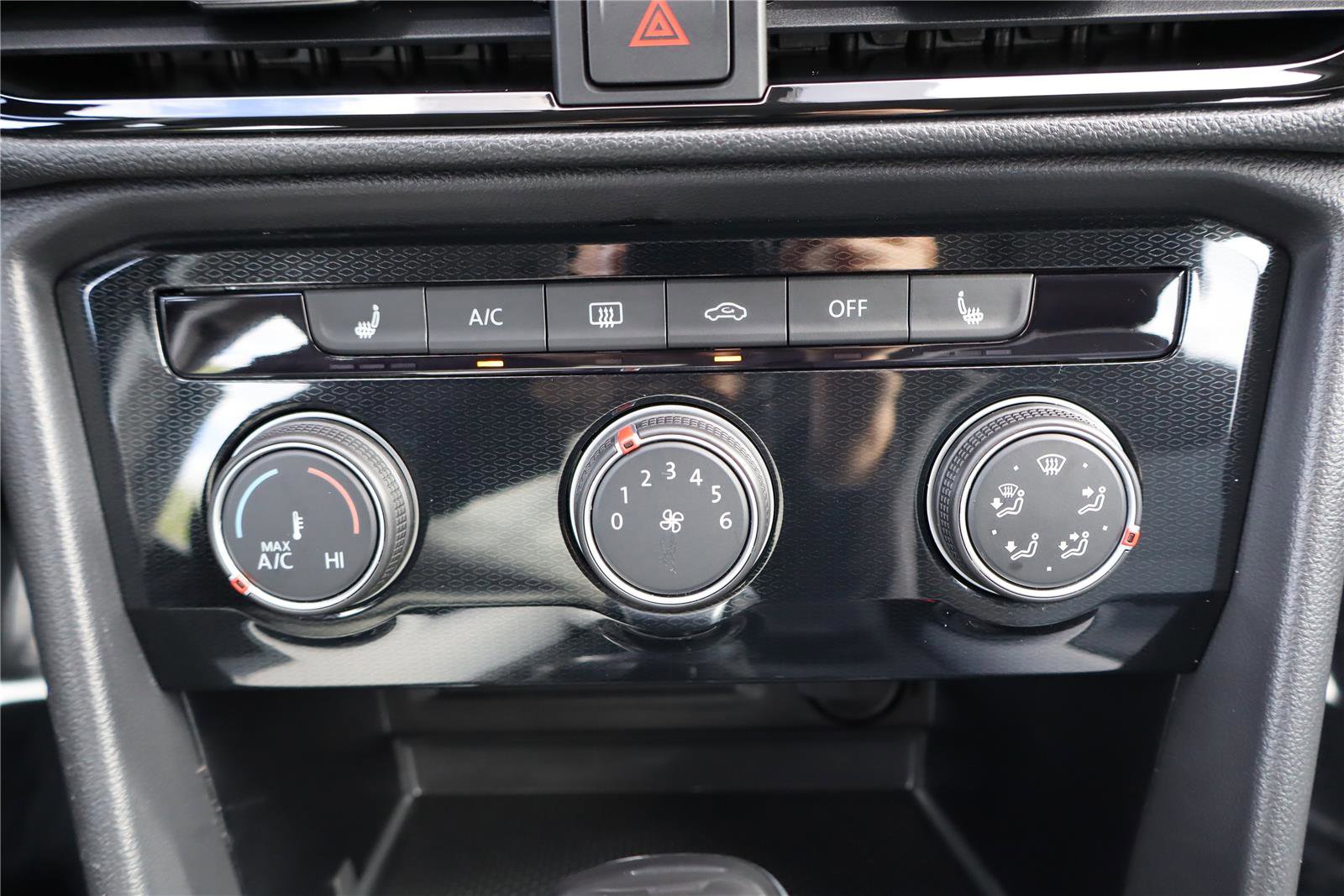 Certified 2025 Volkswagen Taos S image 21