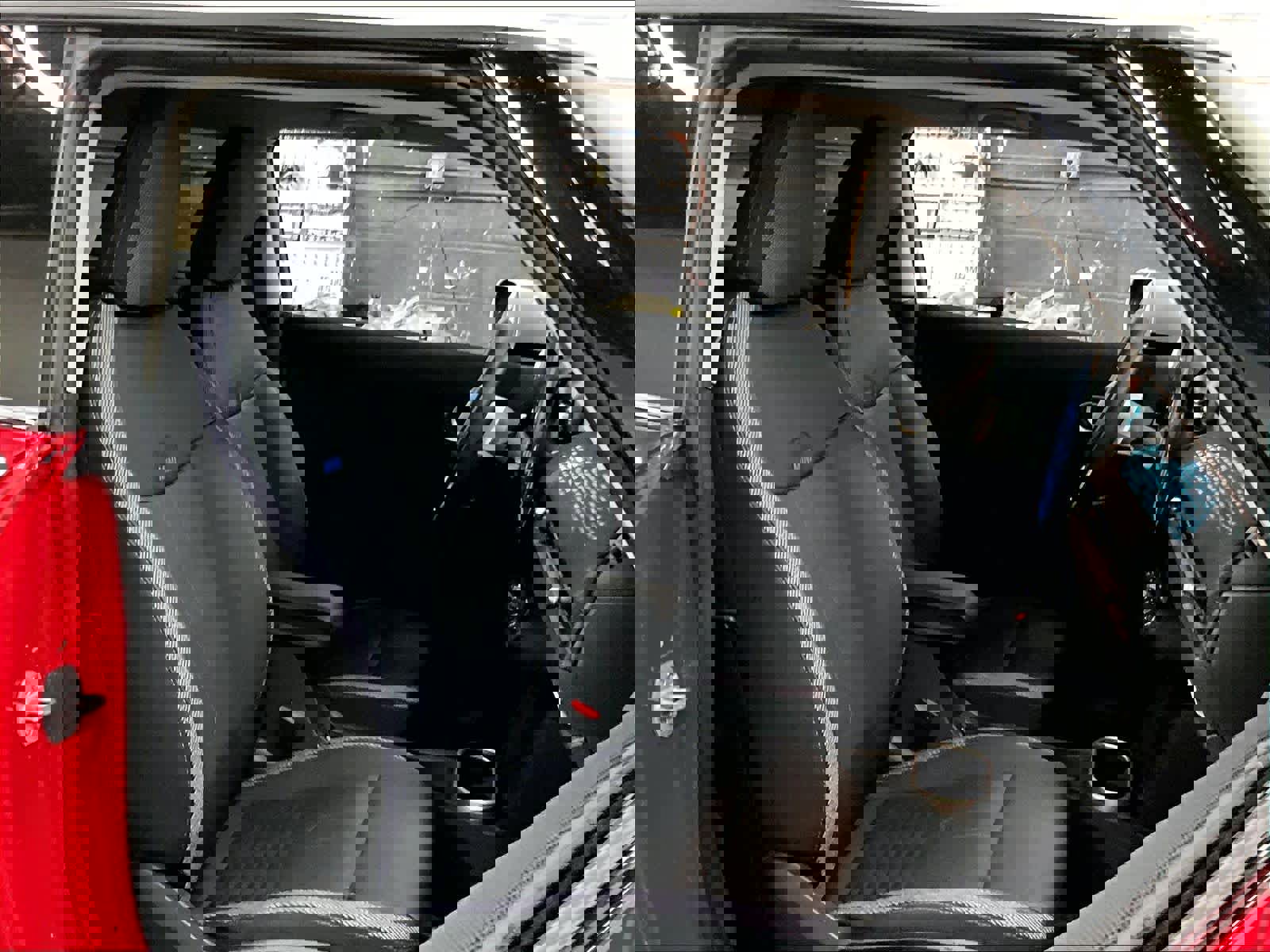 Used 2025 MINI Cooper 2-Door Hardtop image 9