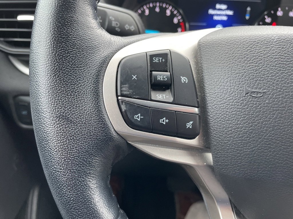 Used 2022 Ford Explorer XLT w/ Class IV Trailer Tow Package image 16