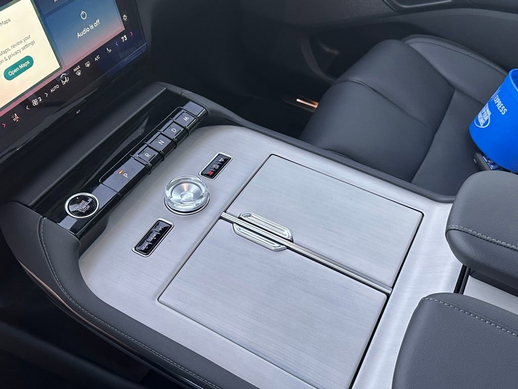New 2025 Lincoln Navigator Reserve image 35