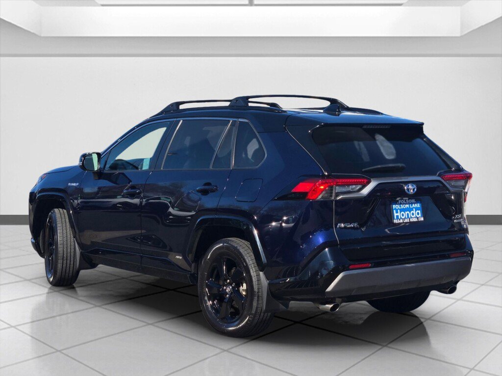 Used 2021 Toyota RAV4 XSE image 7