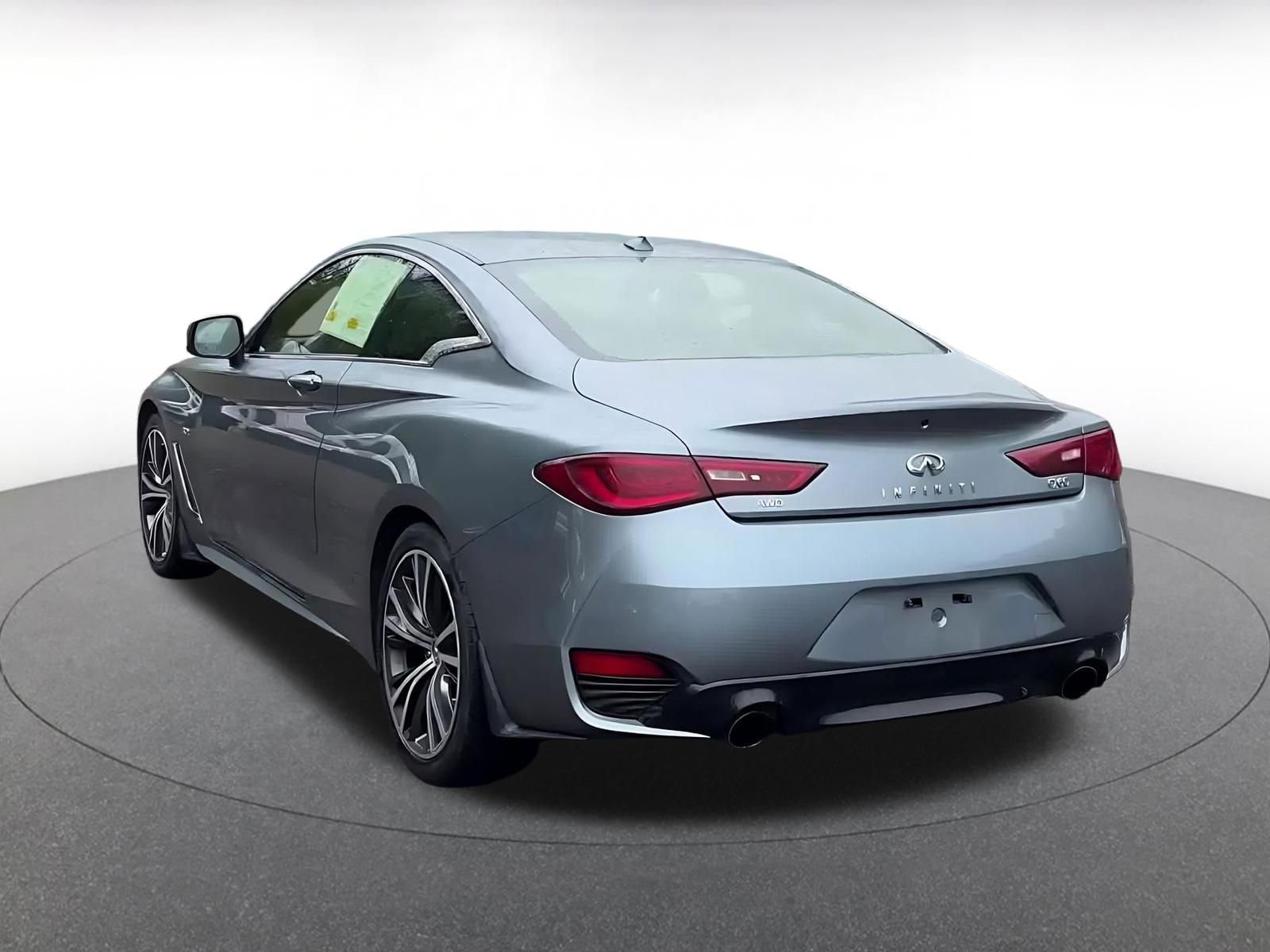 Used 2018 INFINITI Q60 3.0t Luxe AWD/4WD image 11