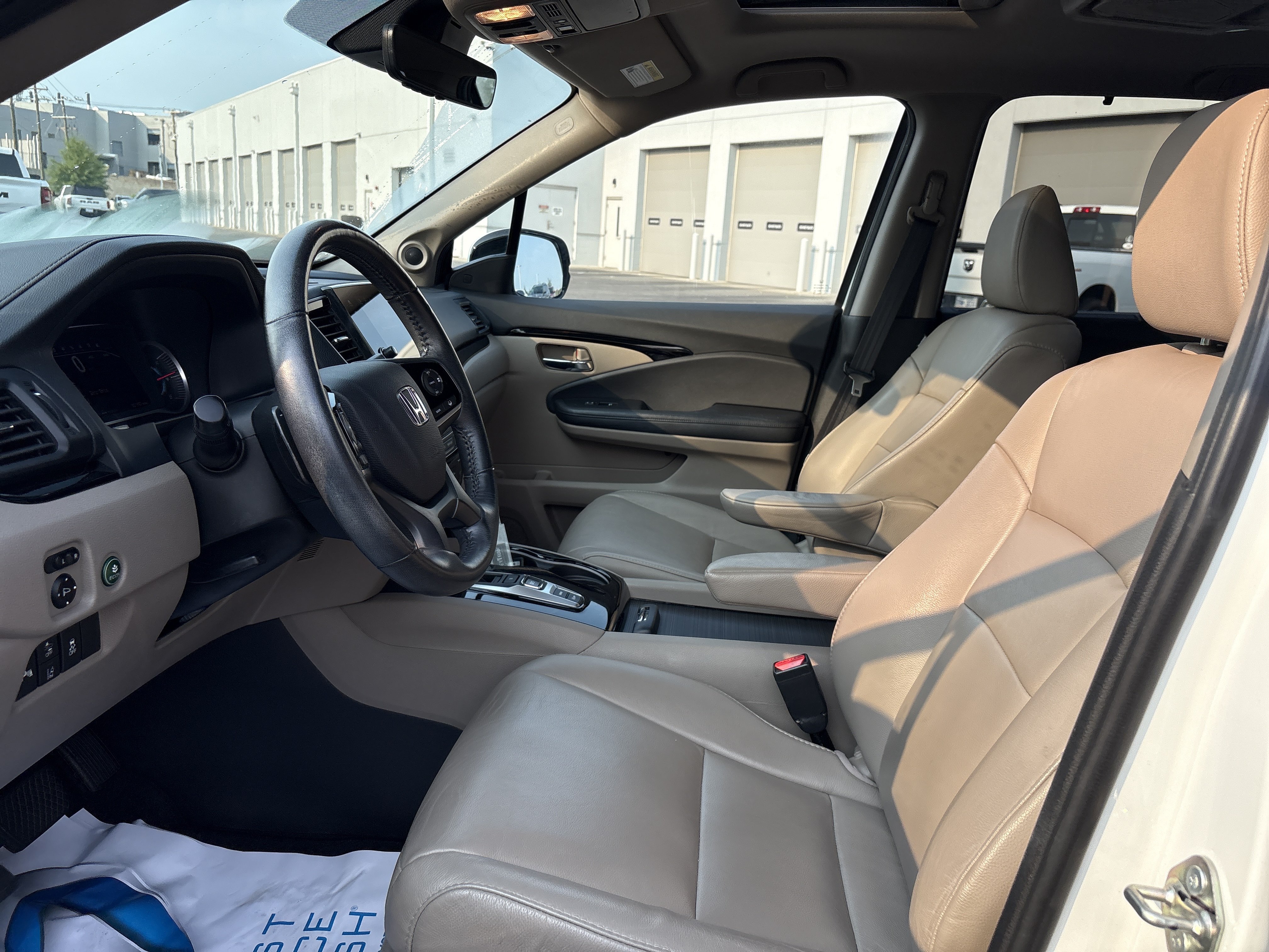 Used 2020 Honda Pilot Touring image 18