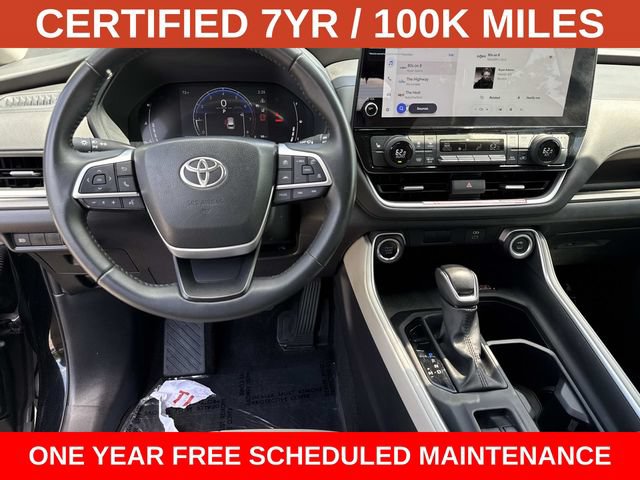 Used 2025 Toyota Grand Highlander FWD image 17