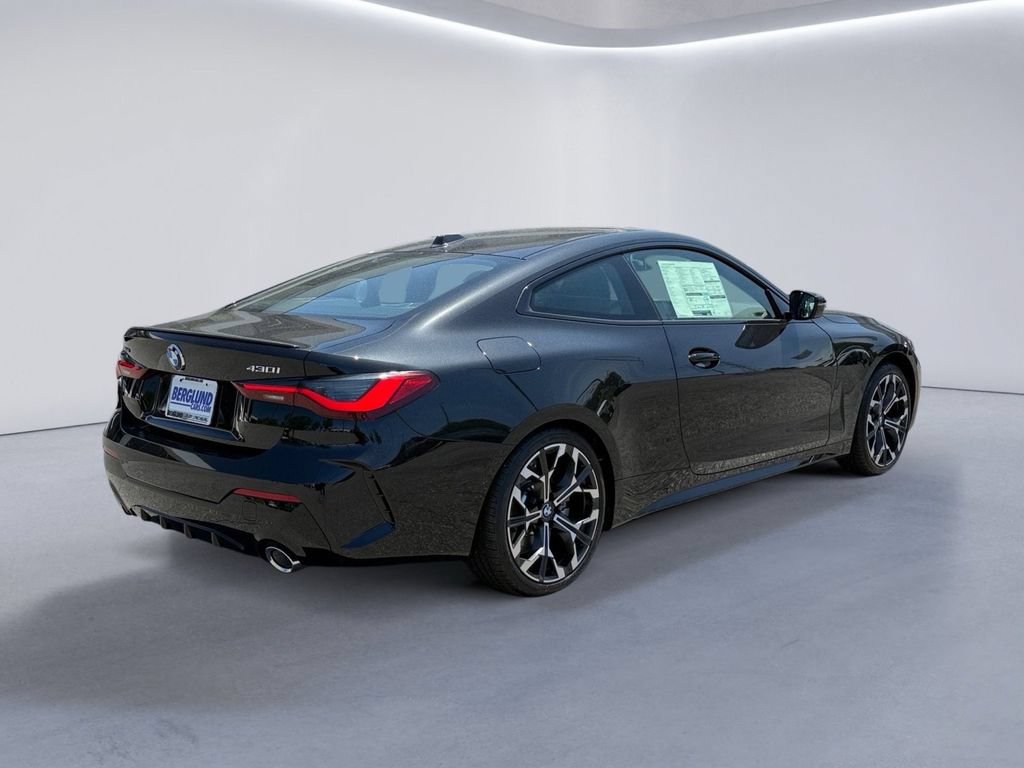 New 2026 BMW 430i xDrive Coupe w/ M Sport Package AWD/4WD image 4