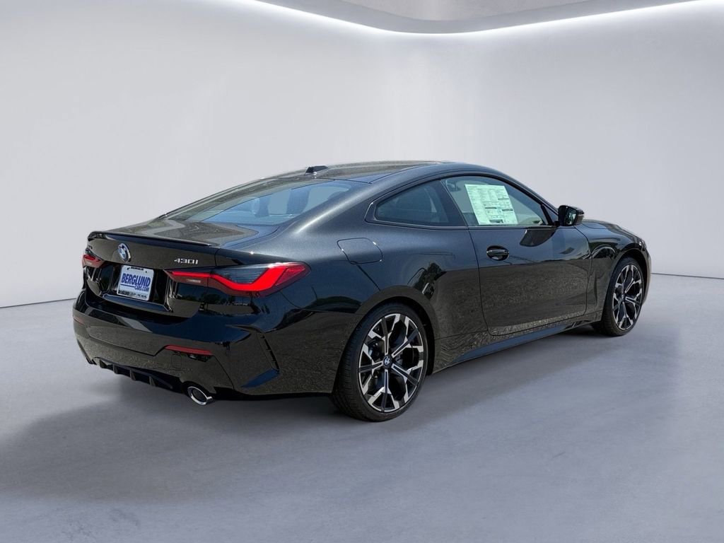 New 2026 BMW 430i xDrive Coupe w/ M Sport Package AWD/4WD image 4