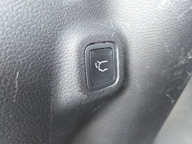 Used 2018 Jeep Compass Trailhawk w/ Navigation Group AWD/4WD image 13