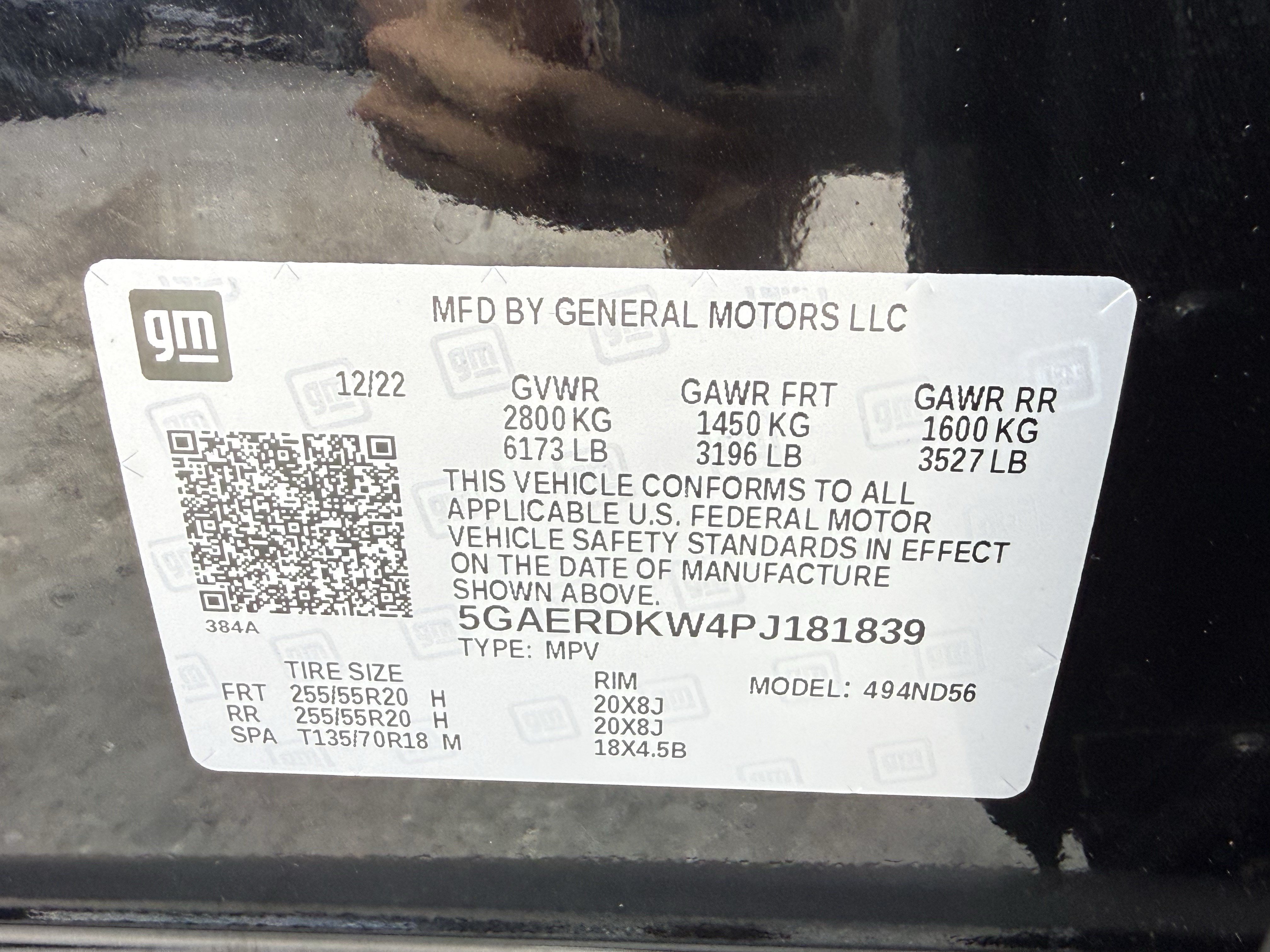 Used 2023 Buick Enclave Avenir w/ Avenir Technology Package FWD image 34