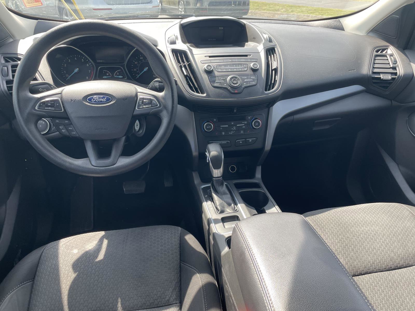 Used 2018 Ford Escape SE FWD image 7