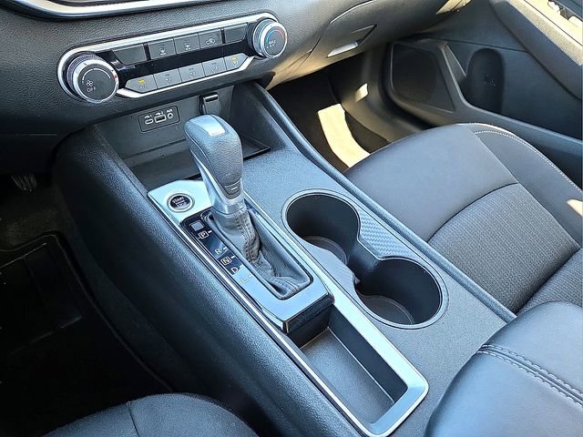 Used 2025 Nissan Altima 2.5 SV image 25