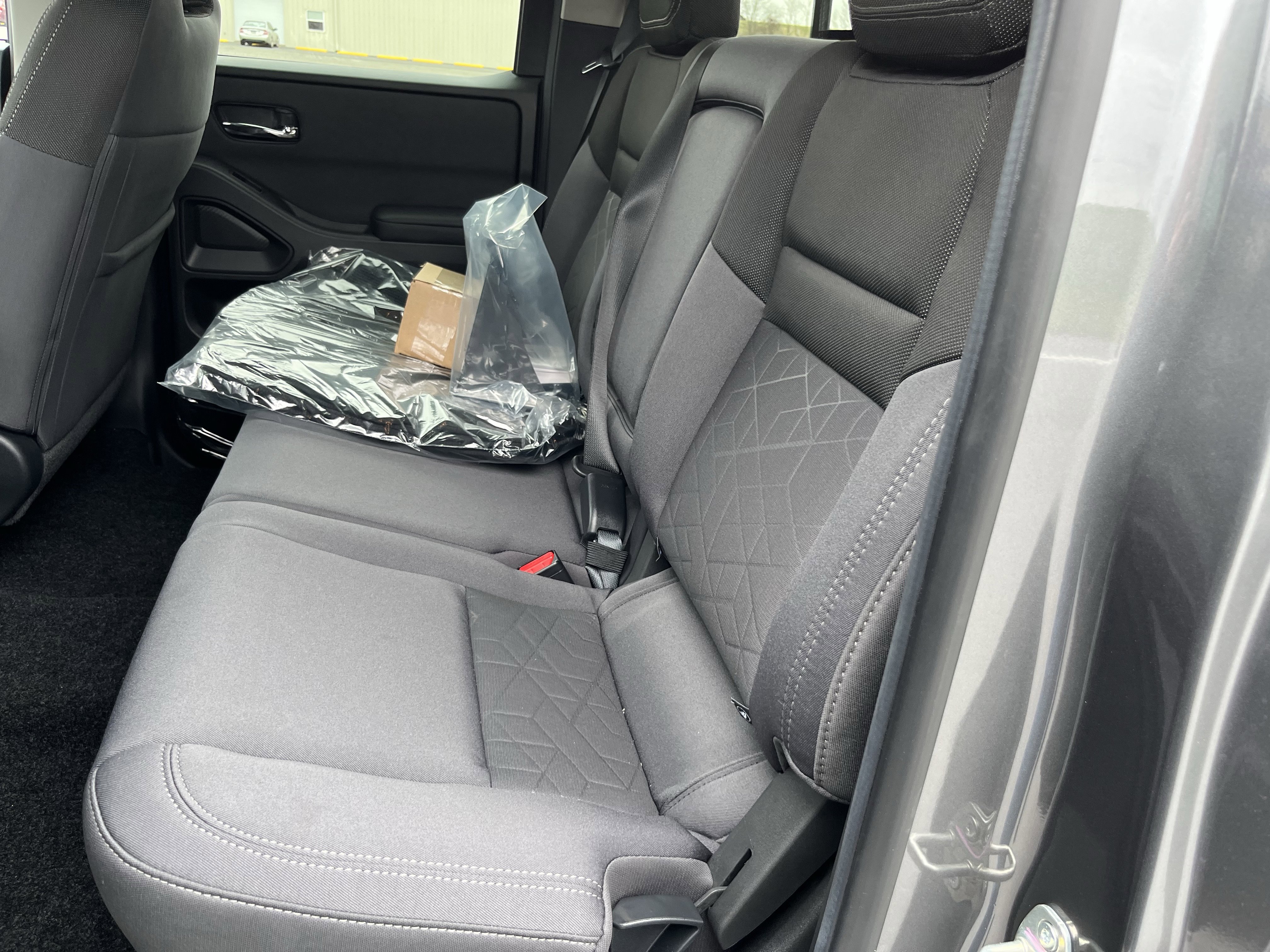 New 2026 Nissan Frontier SV w/ SV Convenience Package AWD/4WD image 15