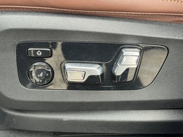 Certified 2023 BMW X7 xDrive40i w/ Executive Package image 15