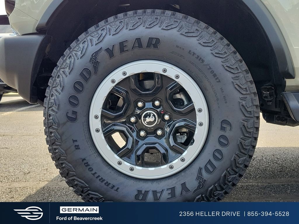 New 2025 Ford Bronco Outer Banks AWD/4WD image 9