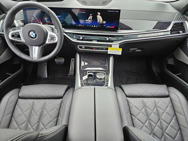 New 2026 BMW X6 xDrive40i w/ Climate Comfort Package image 15