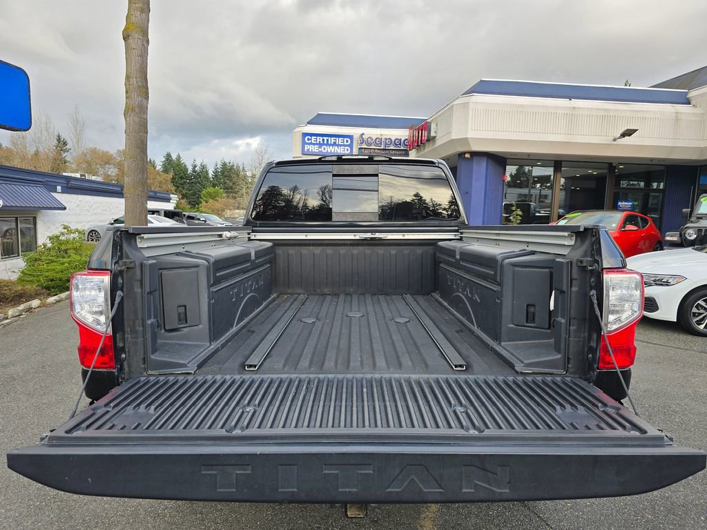 Used 2016 Nissan Titan Platinum Reserve image 14
