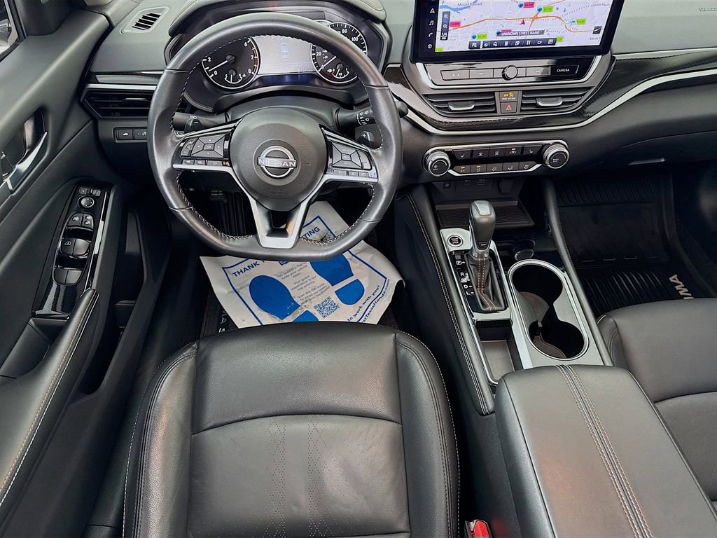 Used 2024 Nissan Altima 2.5 SR w/ SR Premium Package FWD image 30