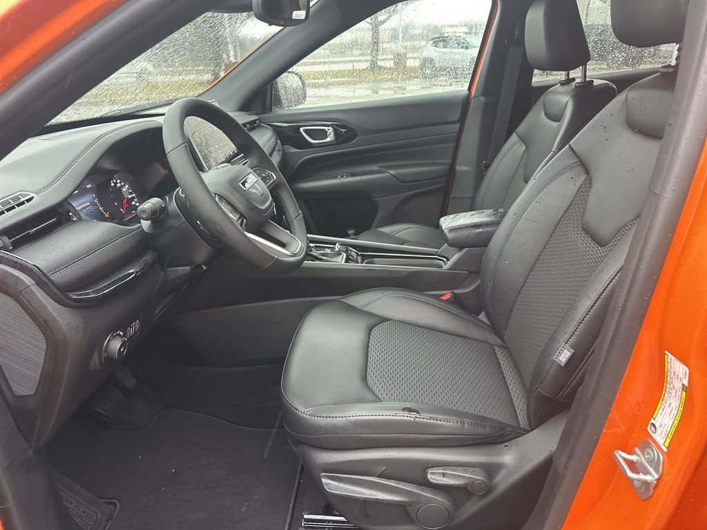 New 2026 Jeep Compass Latitude AWD/4WD image 59