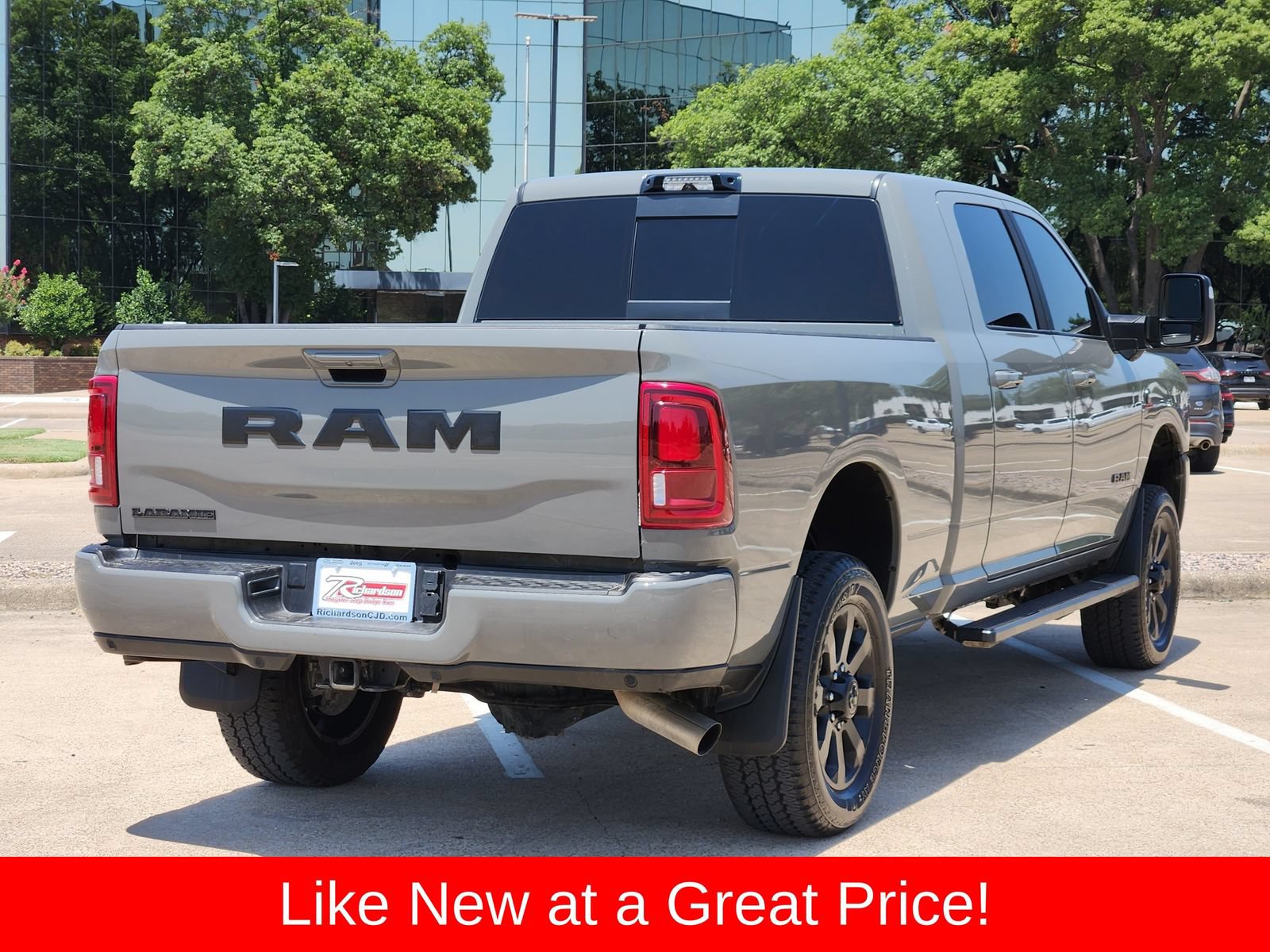 Certified 2026 RAM 2500 Laramie w/ Night Edition AWD/4WD image 6