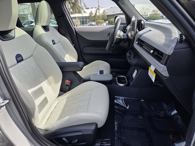 New 2026 MINI Cooper 4-Door Hardtop FWD image 16