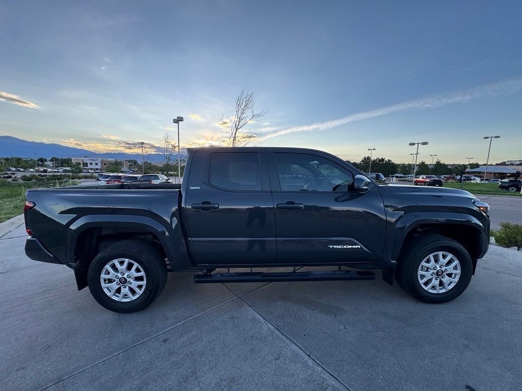 Used 2024 Toyota Tacoma SR5 AWD/4WD image 8