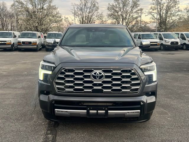Used 2023 Toyota Sequoia Capstone AWD/4WD image 8