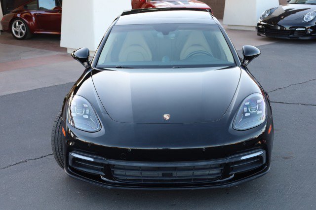 Used 2017 Porsche Panamera image 8