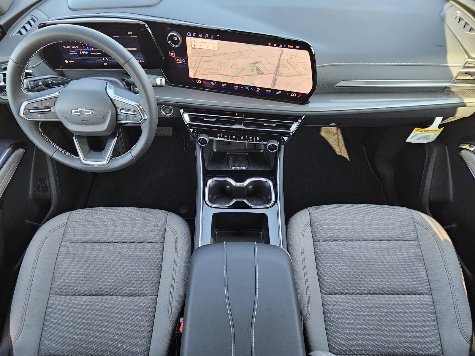 New 2027 Chevrolet Traverse LT w/ Midnight/Sport Edition FWD image 18