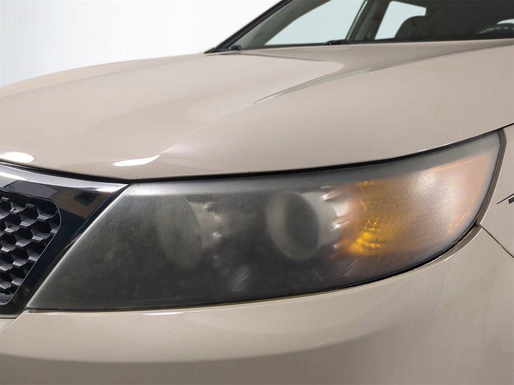 Used 2012 Kia Sorento LX image 10