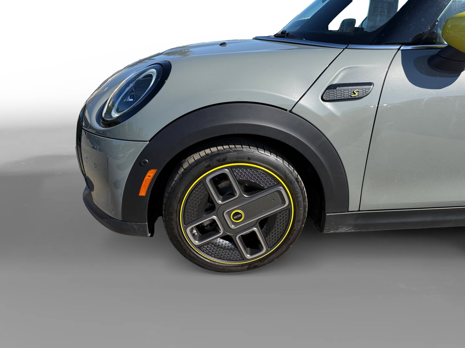 Used 2022 MINI Cooper SE image 9