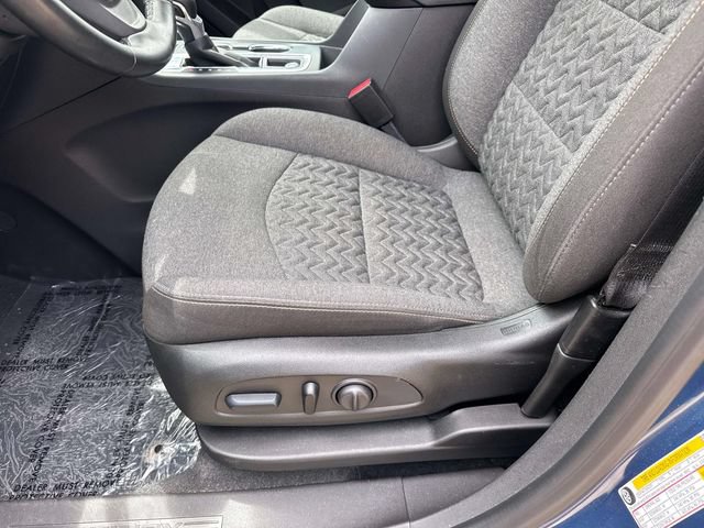 Used 2024 Chevrolet Equinox LT FWD image 23