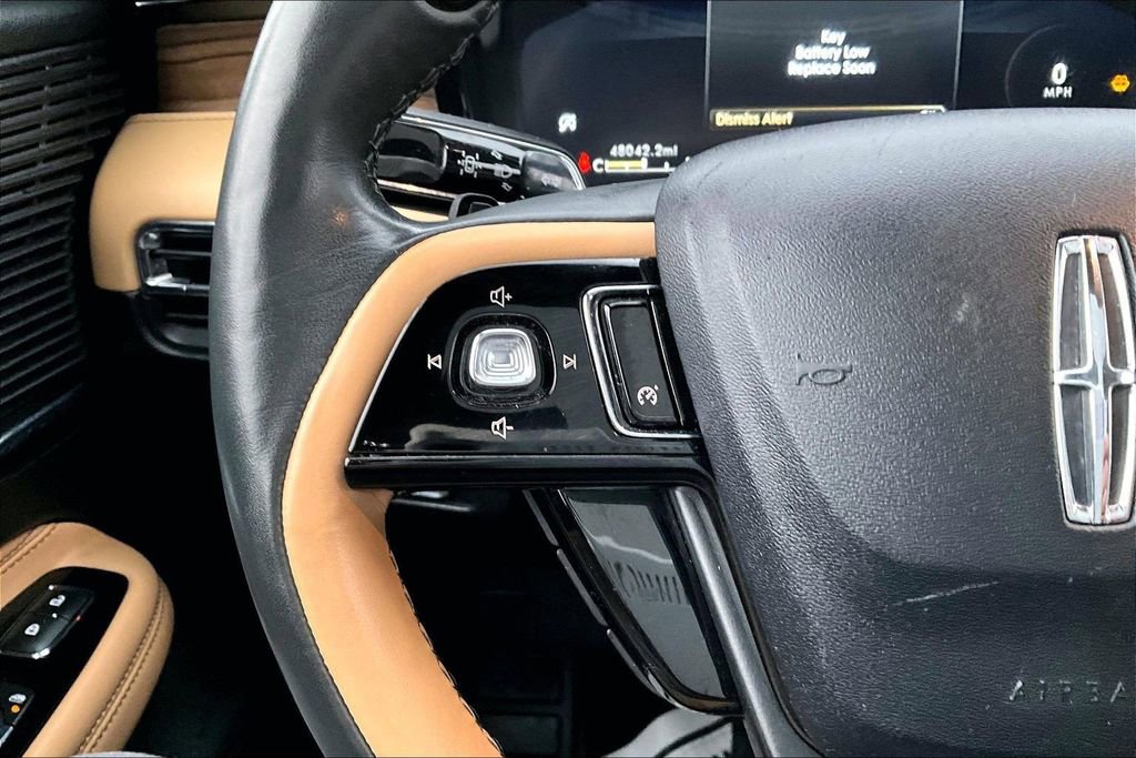 Used 2022 Lincoln Corsair Reserve w/ Elements Package image 17