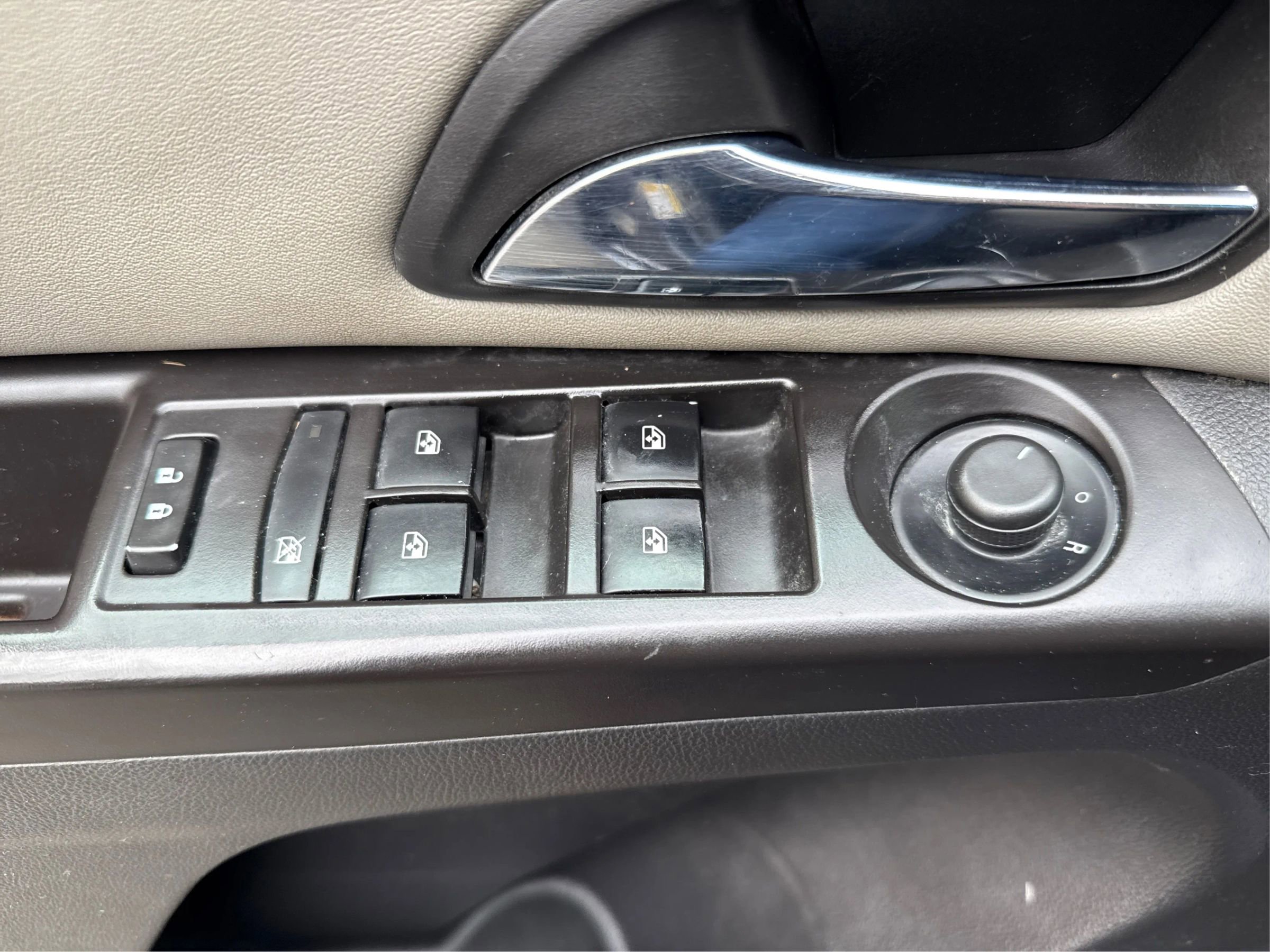 Used 2015 Chevrolet Cruze LT image 20