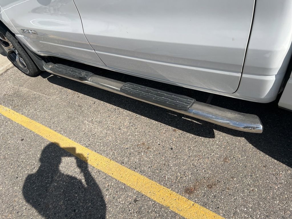 Used 2023 RAM 1500 Laramie AWD/4WD image 16